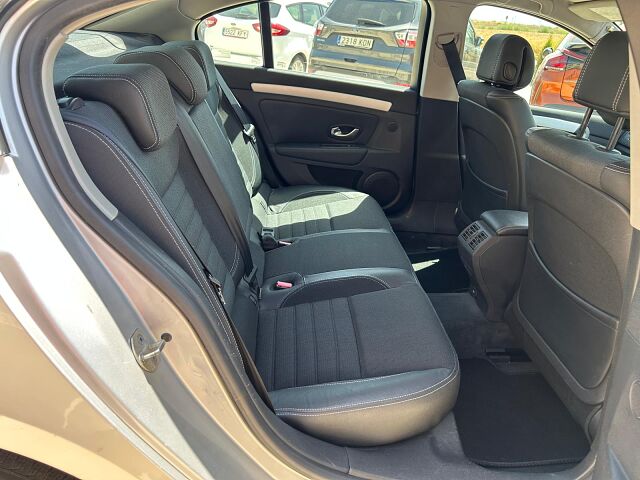 RENAULT LAGUNA DYNAMIQUE 2.0 SPANISH RHD IN SPAIN 109000 MILES SUPERB 2008